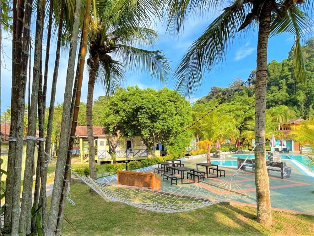 Pangkor Holiday Resort Kampong Sungai Udang Eksteriør bilde